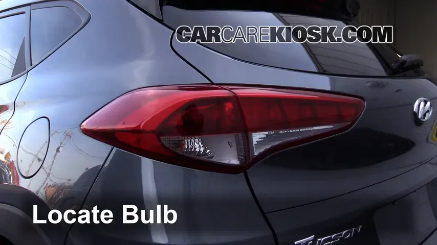 2016 Hyundai Tucson SE 2.0L 4 Cyl. Éclairage Feux de position arrière (remplacer ampoule)